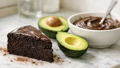 Gâteau au chocolat à l’avocat : l’astuce ultra fondante pour remplacer le beurre